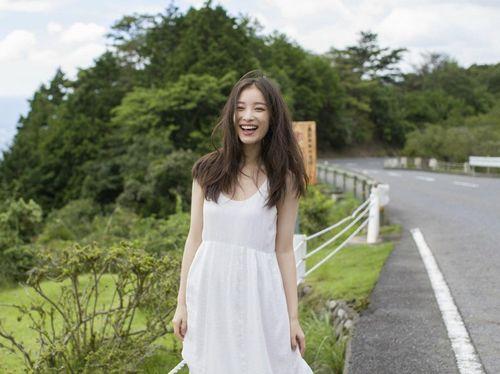 倪妮吃瓜爆料图片大全,娱乐圈幕后真相大揭秘